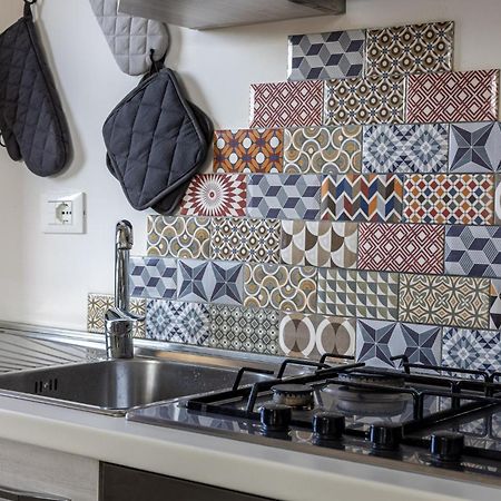 רומא Radio Guest House Intero Appartamento Moderno A Trastevere מראה חיצוני תמונה